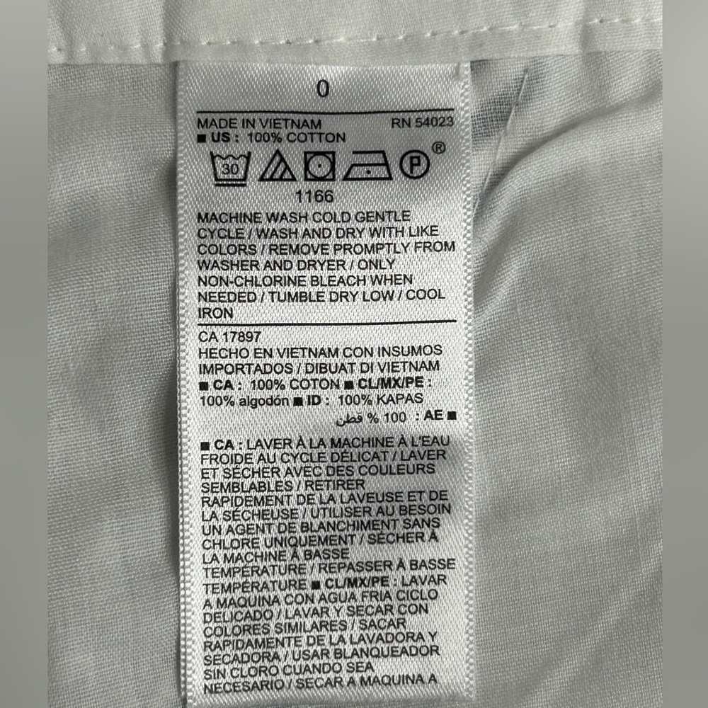 NWT, Old Navy Seersucker Shorts, Size 0 - Picture 6 of 7